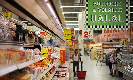 Halal-aisle-in-a-French-s-001
