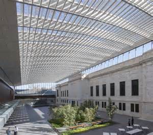 The beautiful atrium in the Cleveland Museum of Art 