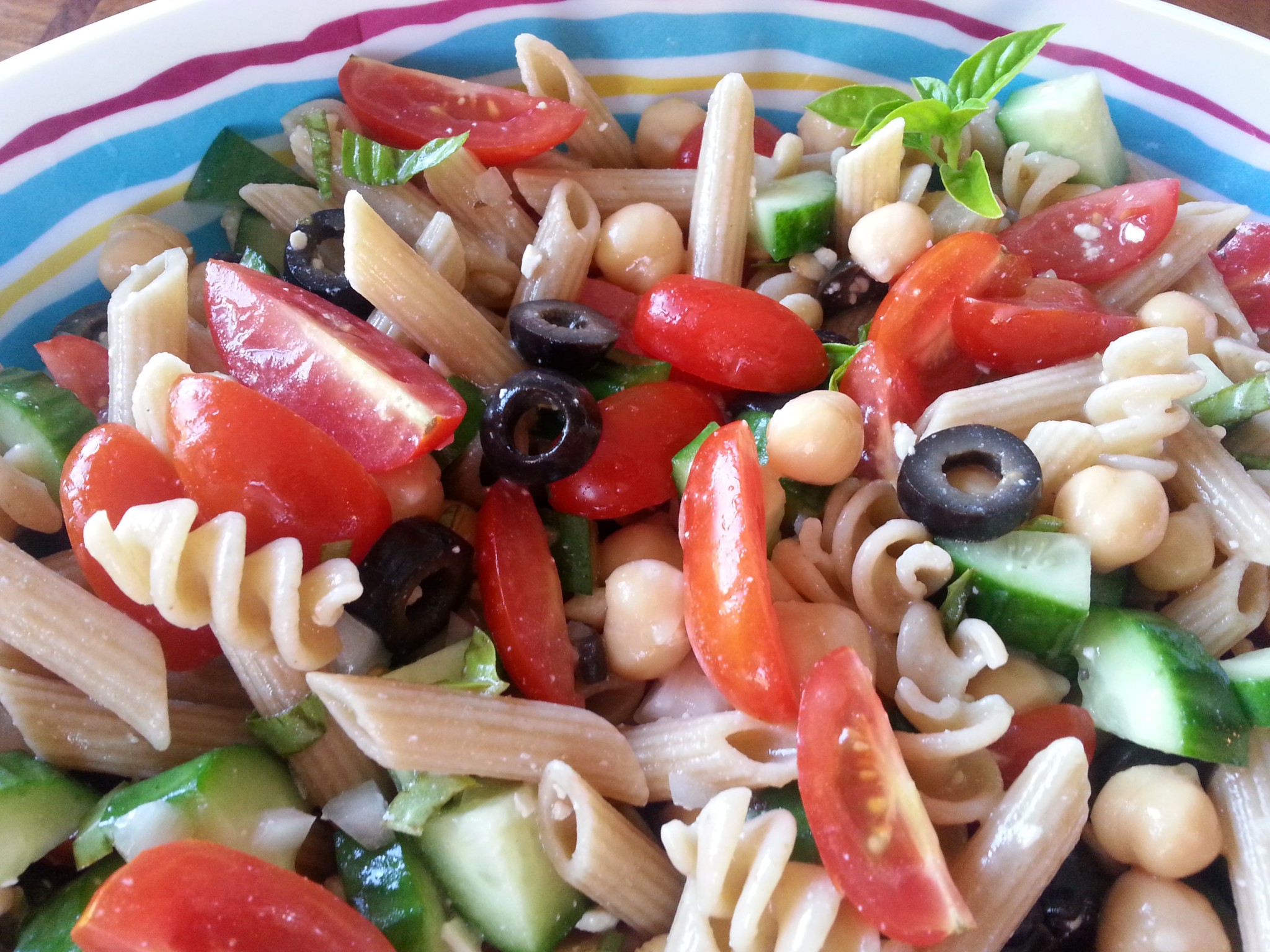 Greek Pasta Salad with Garbanzo Beans – Live Well Furman